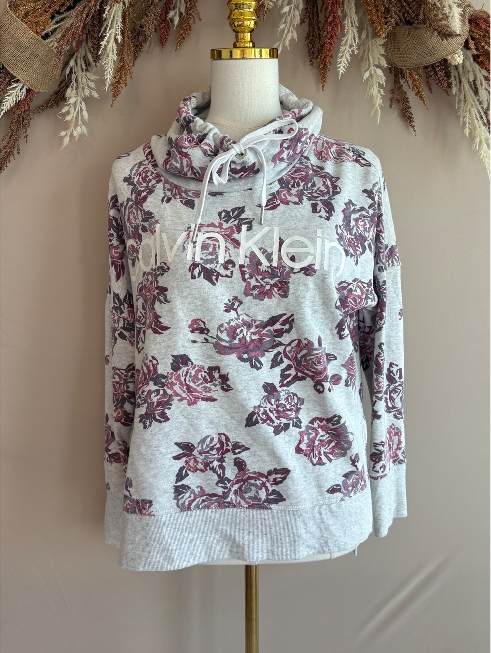 Calvin Klein Women's Small Floral Print Pullover Hoodie Sweatshirt